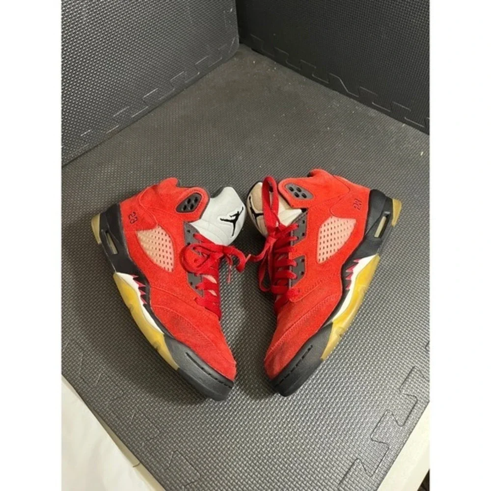 Nike‎ Air Jordan Retro 5 GS Raging Bull Size 7Y 8.5 Womens 440888-600 Sneakers